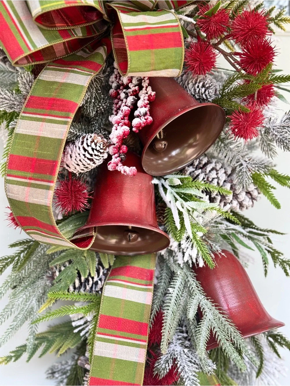 Rustic Winter Elegance Teardrop Wreath 🎄